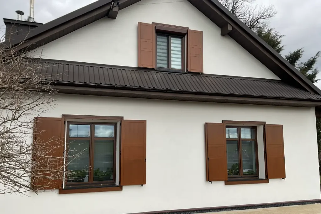 Drewniane okiennice do okien ze szprosami - FHU Tokarczyk Kraków